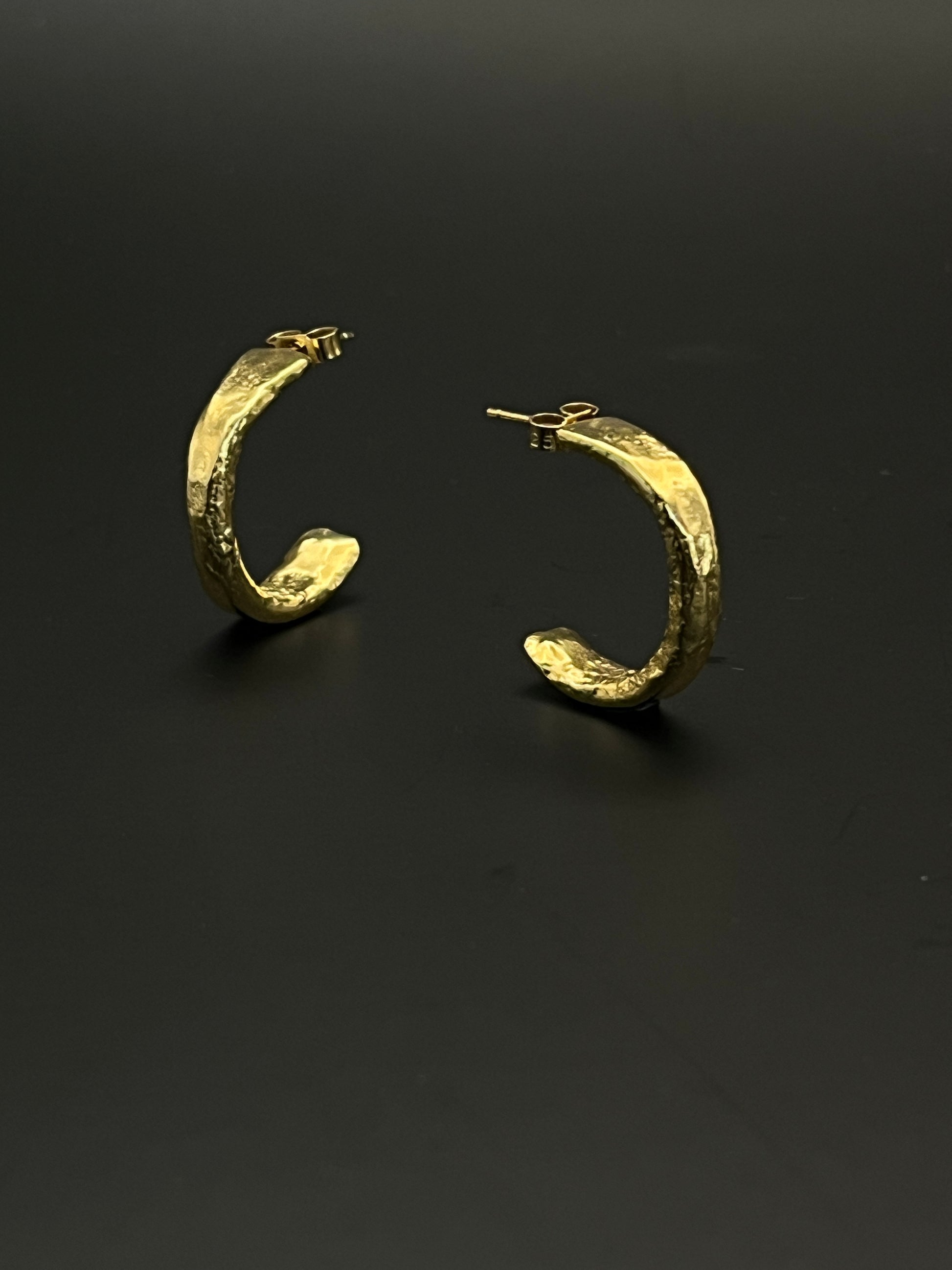 Organic 18kt Gold Vermeil Hoop Ear-Rings